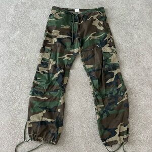 Urban Outfitters Green Camouflage Cargo Pants